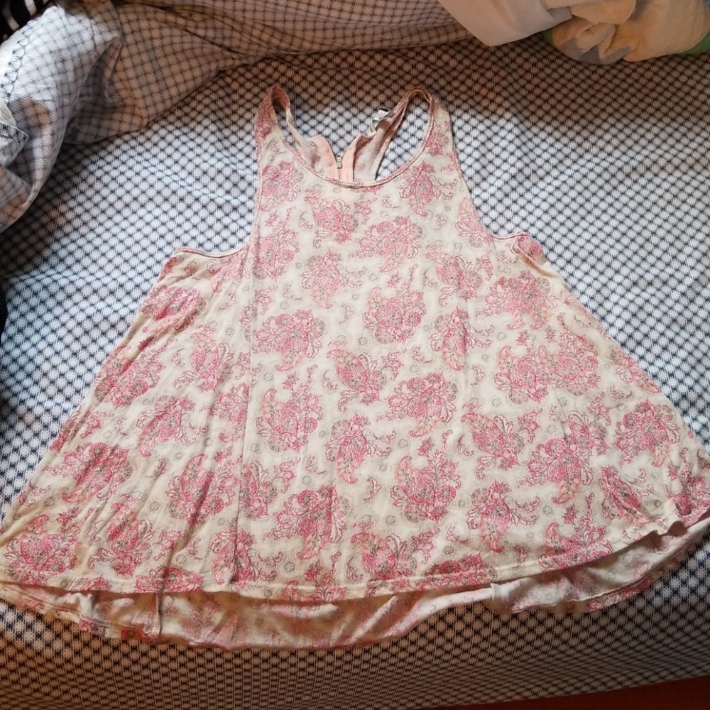 Super cute, comfy tank